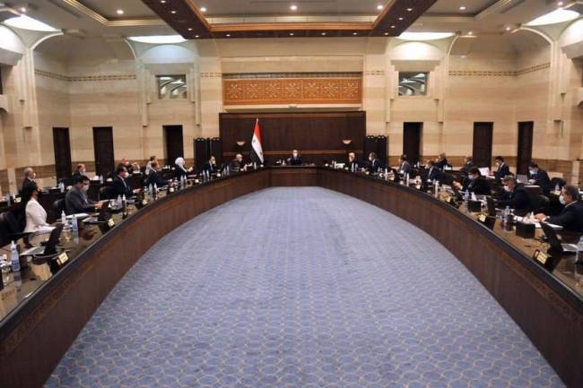 مجلس الوزراء يناقش افتتاح المدارس  وخفض أسعار 20 سلعة في الاسواق
