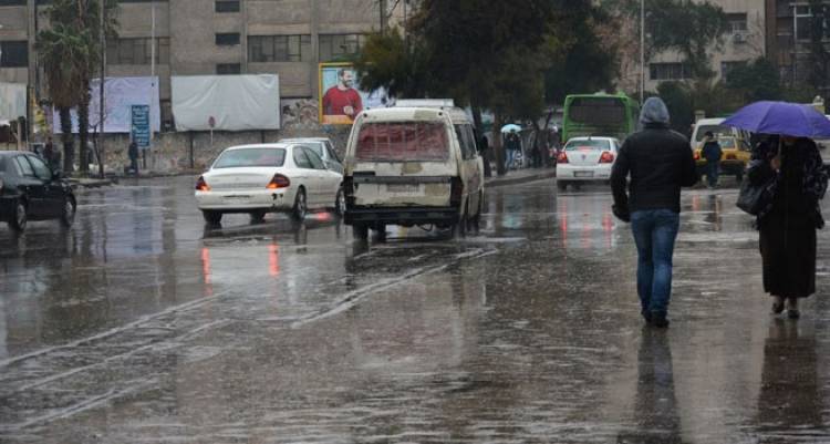 الأمطار الغزيرة تستمر اليوم ومنخفض جديد يوم السبت