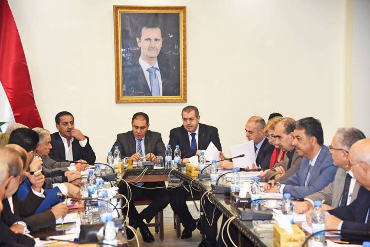 سجال حاد بين التجار ووزارة التموين في مجلس الشعب .. القلاع: اعتراضات عديدة على قانون اتحاد غرف التجارة وهو يجعلنا مديرية تابعة للوزارة