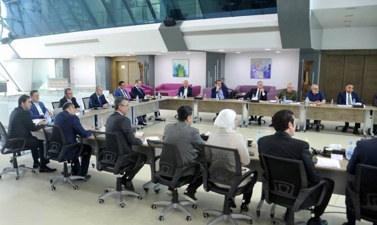 رئيس الحكومة يترأس اجتماع يبحث سبل تنفيذ السكن البديل لماروتا سيتي بأسرع ما يمكن