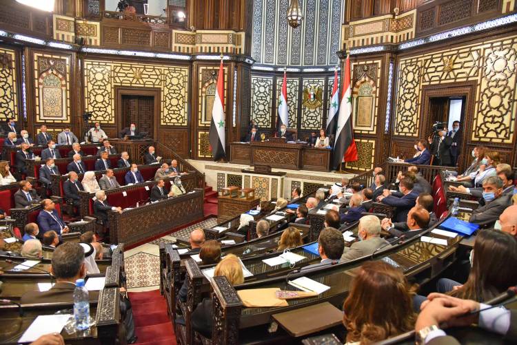 يتضمن تحسين الوضع المعاشي وزيادة الرواتب .. تعرفوا على بيان الحكومة الذي ستطرحه غداً أمام مجلس الشعب
