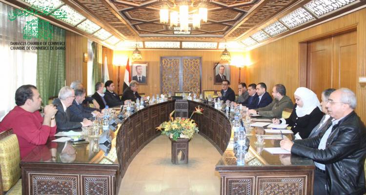 تجار دمشق يطالبون بتحرير الاسعار وإلغاء نسب الأرباح لجميع السلع